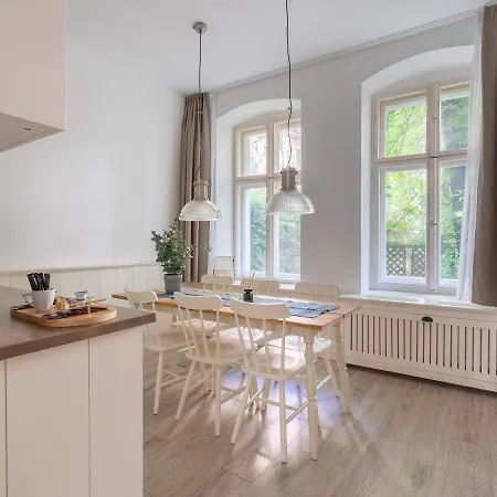 Aparthotel Limehome Lottumstraße 4 4*